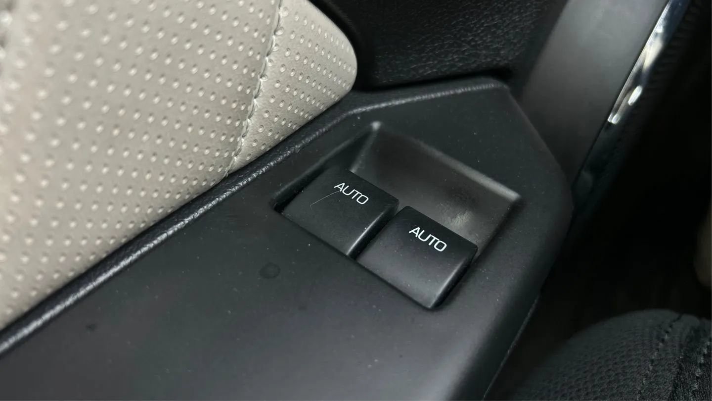 Used 2014 Ford Mustang GT Premium RWD image 31