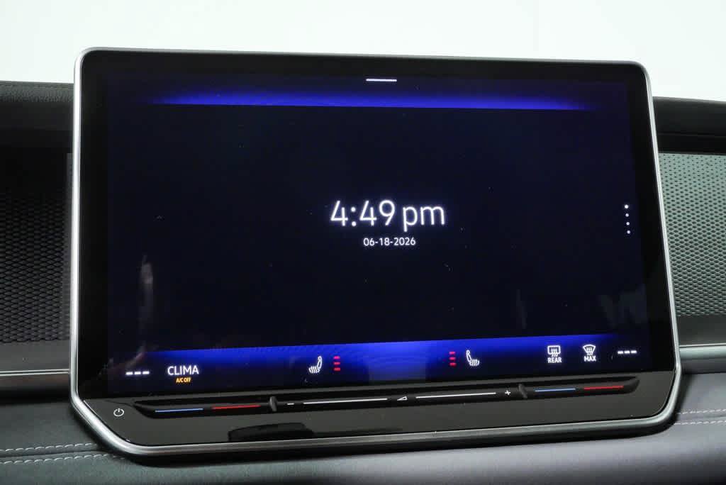 Certified 2025 Volkswagen Tiguan SE R-Line FWD image 13