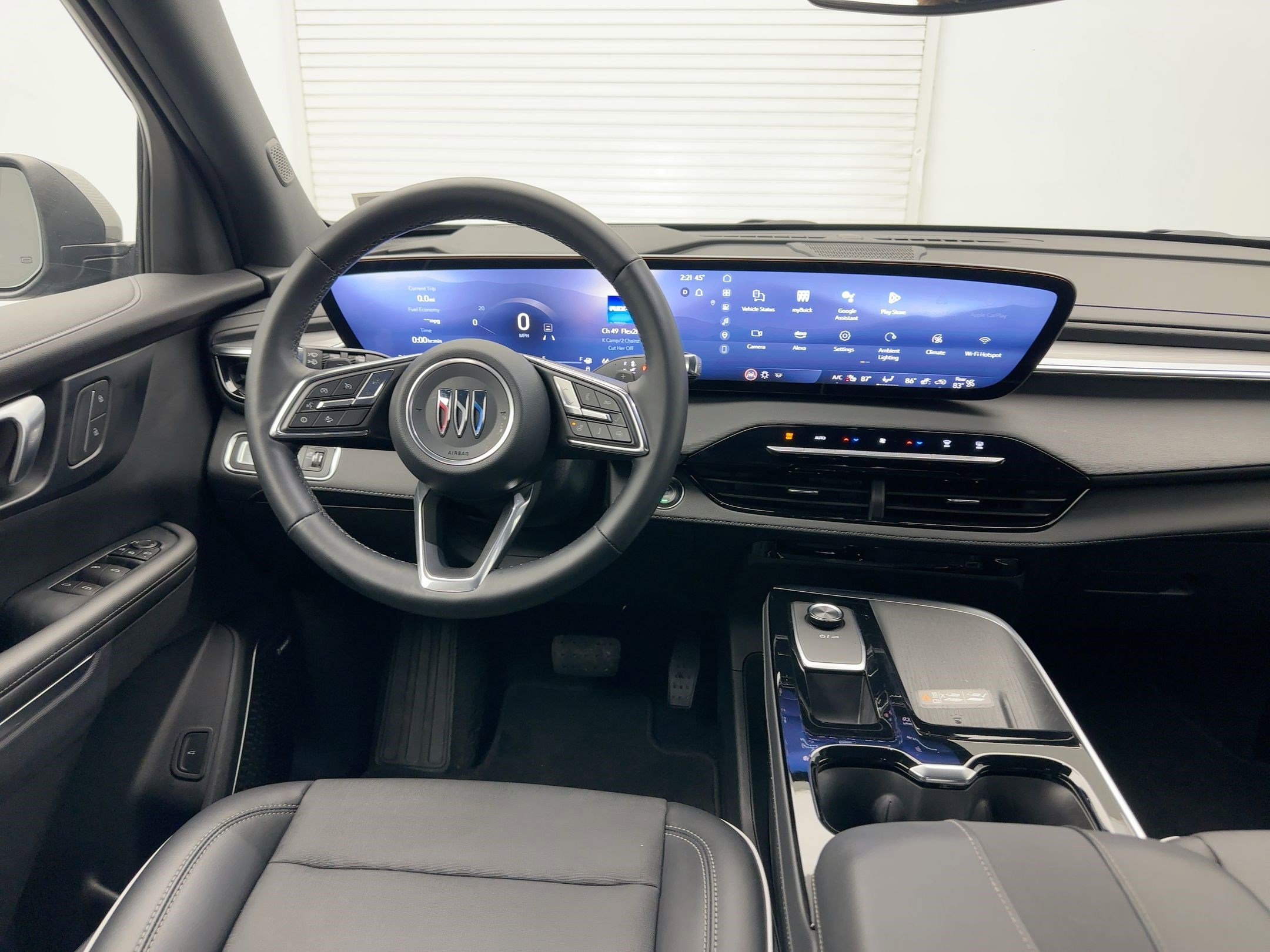 Certified 2025 Buick Enclave Preferred image 25