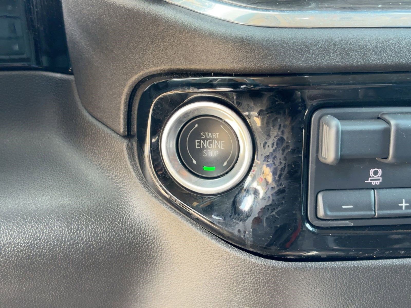 Used 2024 Chevrolet Silverado 2500 LTZ w/ LTZ Plus Package image 25