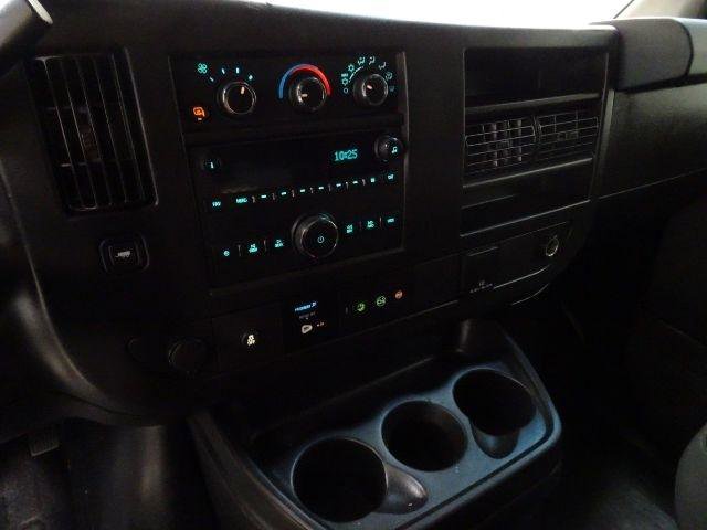 Used 2020 GMC Savana 2500 w/ Driver Convenience Package image 28