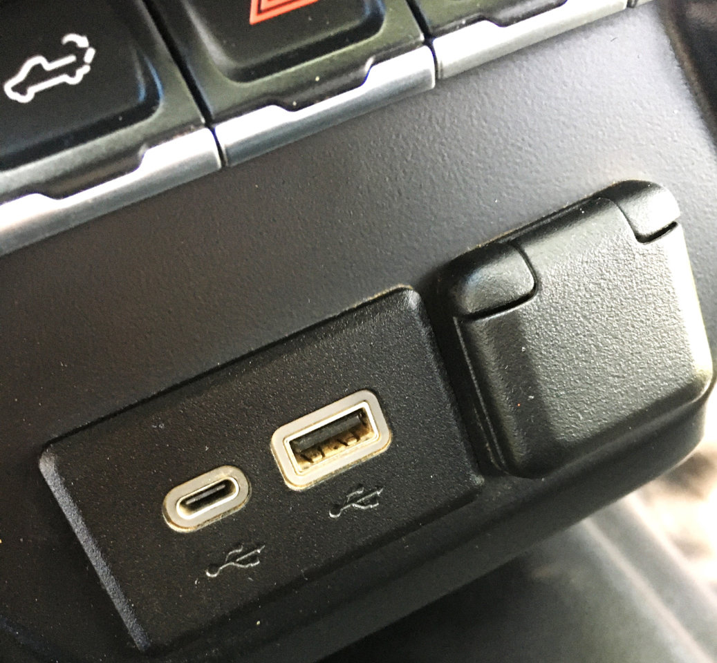 Used 2021 GMC Sierra 1500 4x4 Double Cab w/ Convenience Package image 27