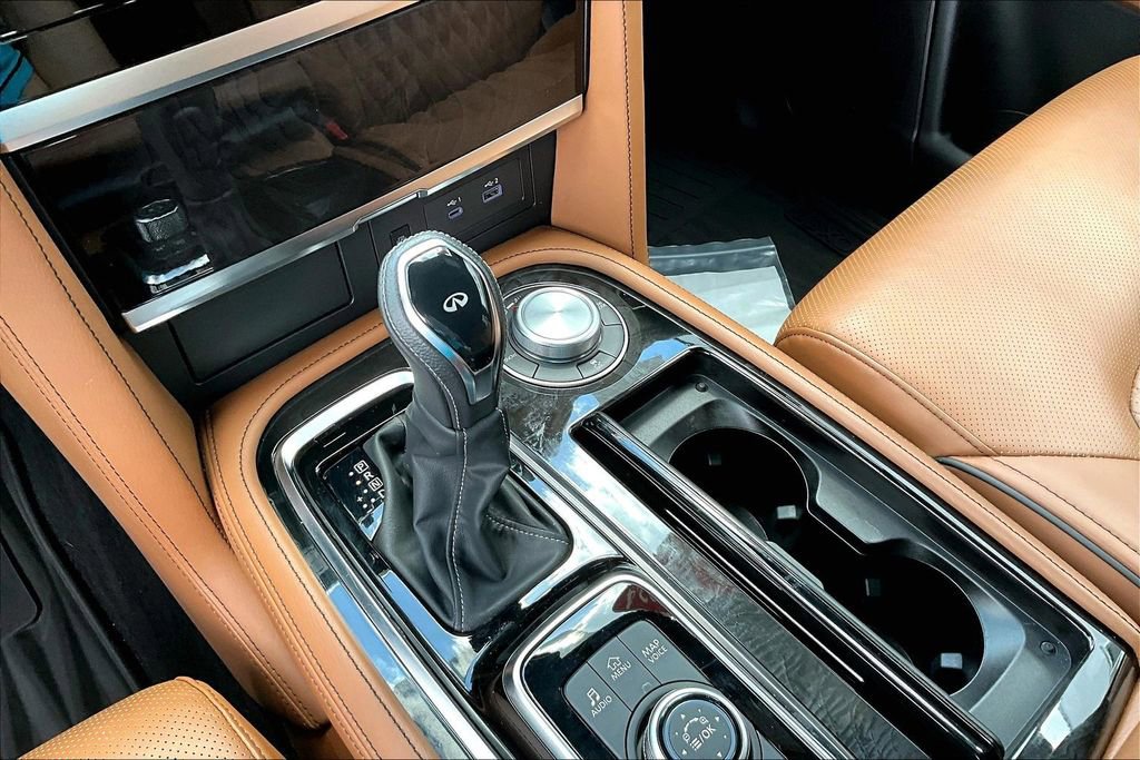 Used 2024 INFINITI QX80 Sensory image 28