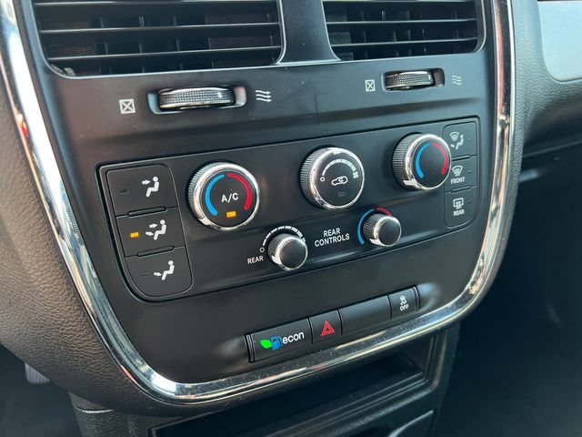 Used 2015 Dodge Grand Caravan SE w/ Quick Order Package 29E SE FWD image 19