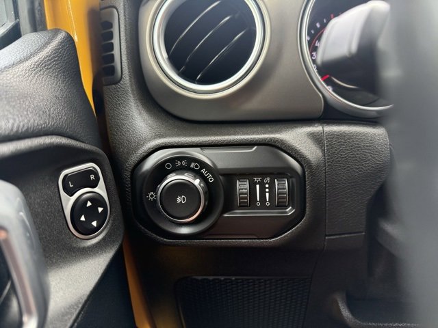 Used 2019 Jeep Wrangler Unlimited Rubicon image 23