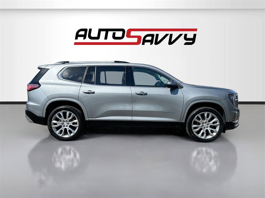 Used 2024 GMC Acadia Denali w/ Super Cruise Package image 8