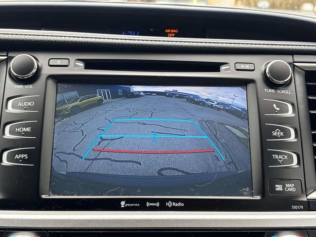 Used 2018 Toyota Highlander XLE image 27