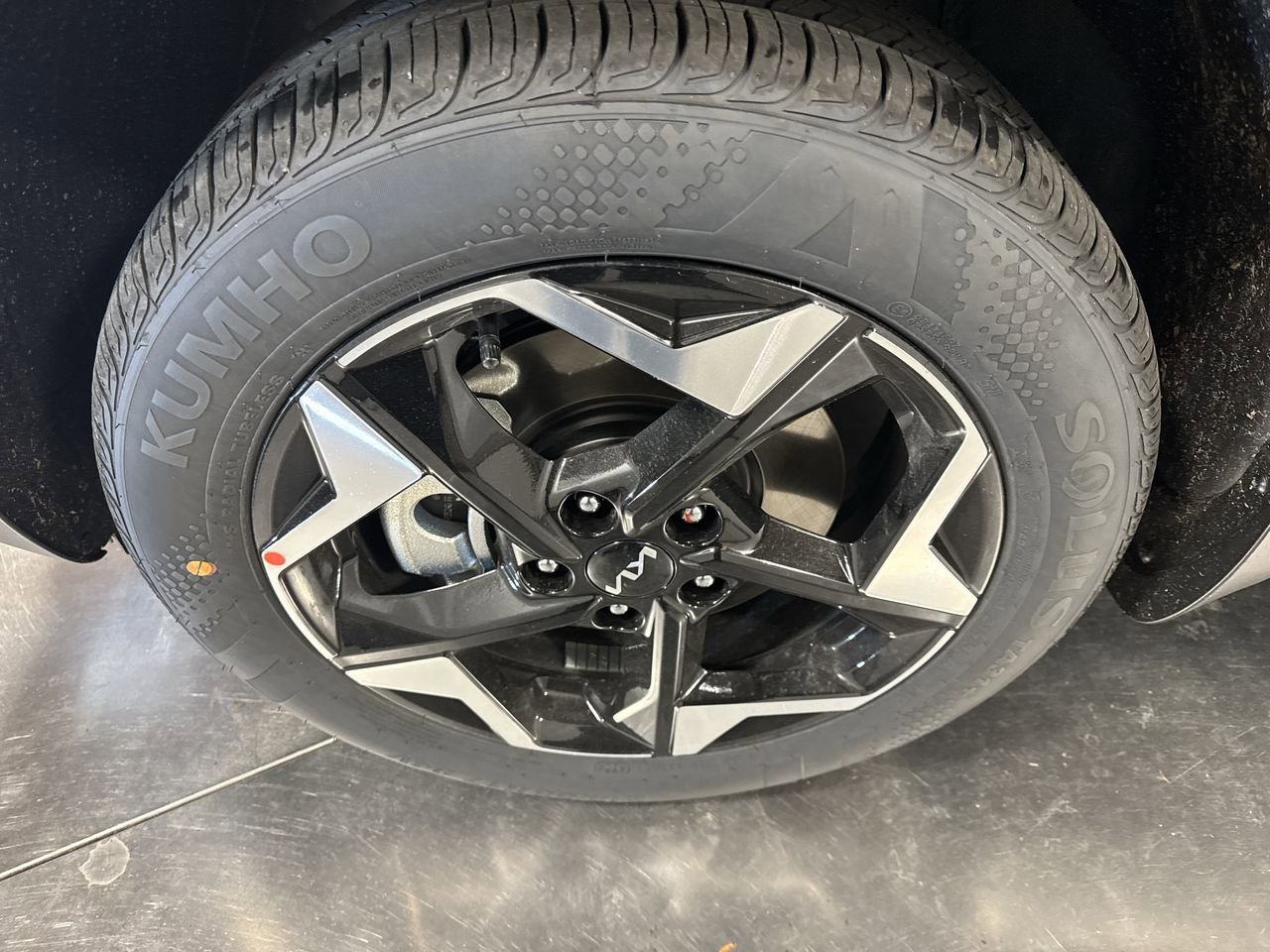 Certified 2025 Kia Seltos S image 10