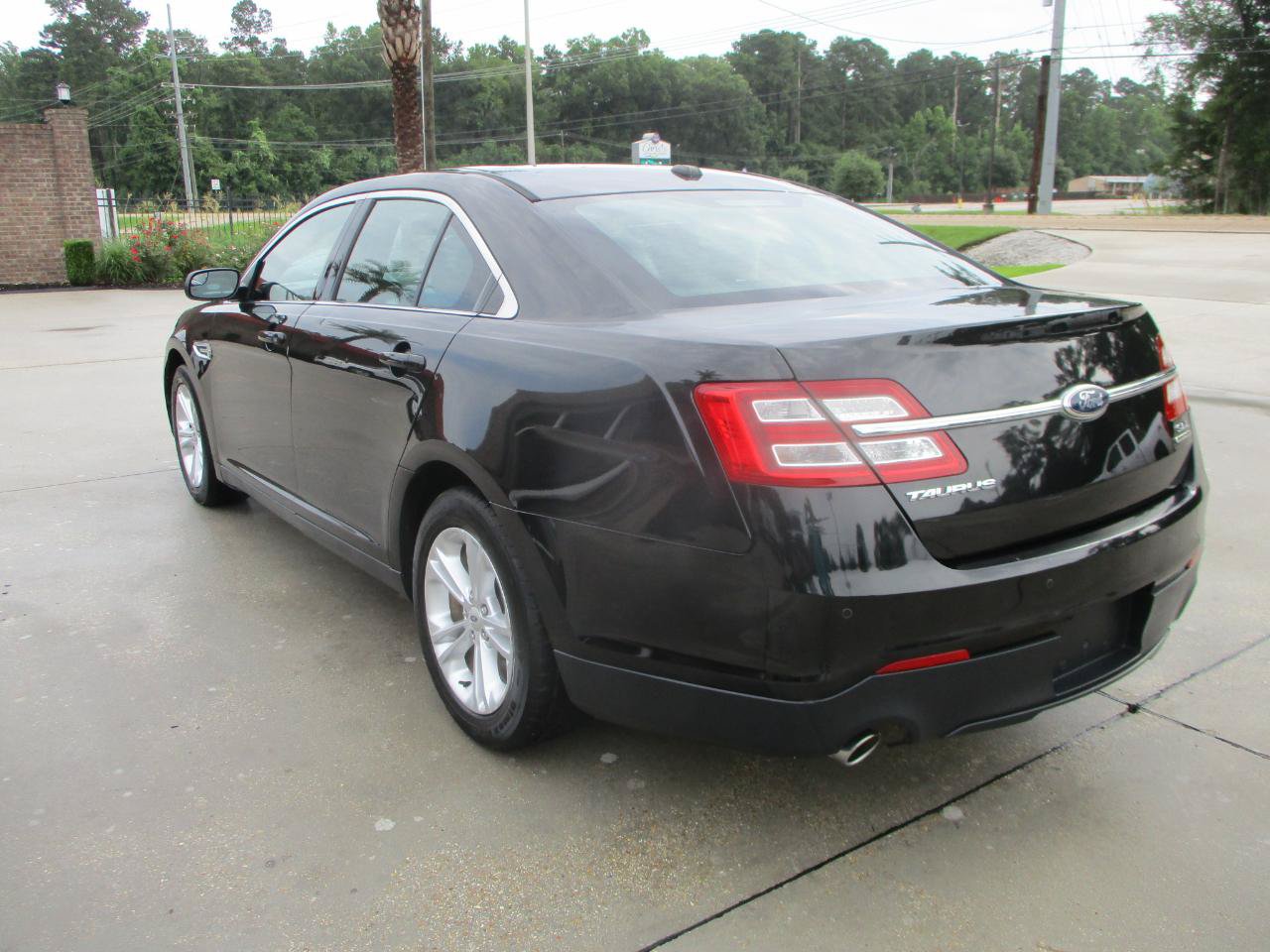 Used 2014 Volkswagen Passat TDI SEL Premium FWD image 25
