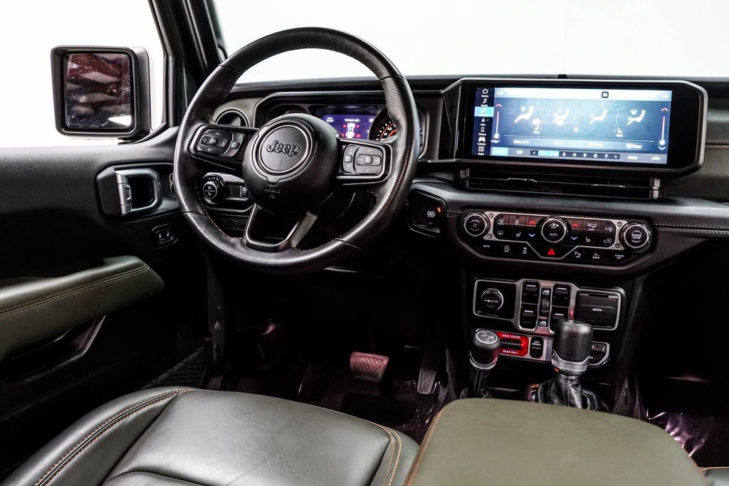 Used 2024 Jeep Gladiator Mojave AWD/4WD image 20