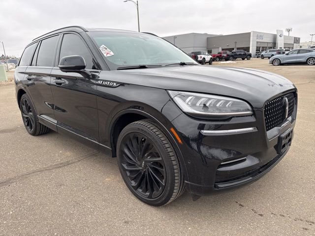 Used 2024 Lincoln Aviator Reserve w/ Jet Package image 3