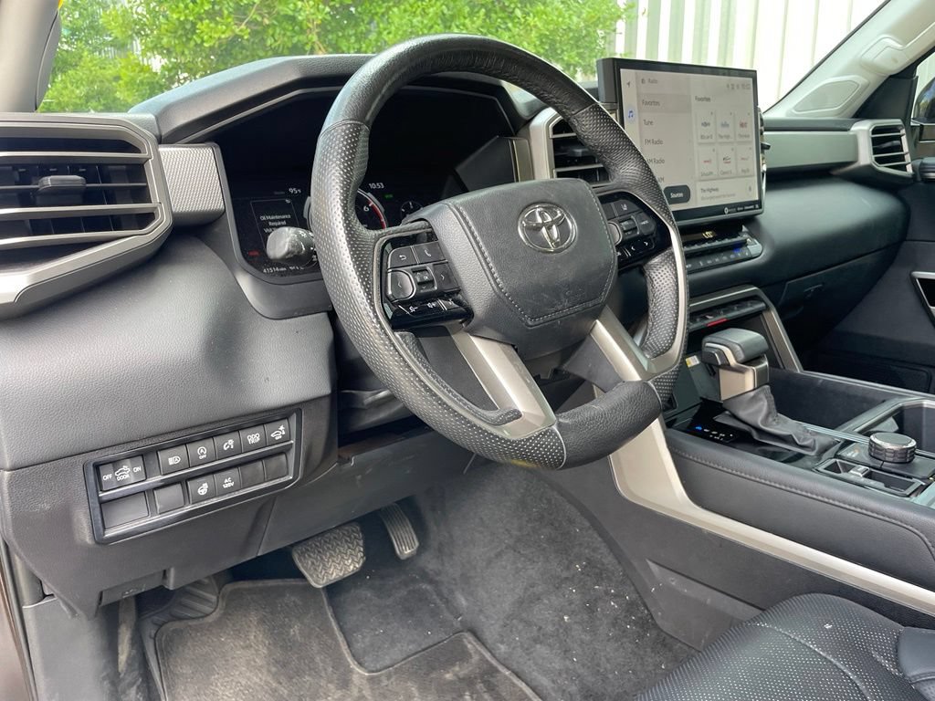 Used 2024 Toyota Tundra Limited AWD/4WD image 9