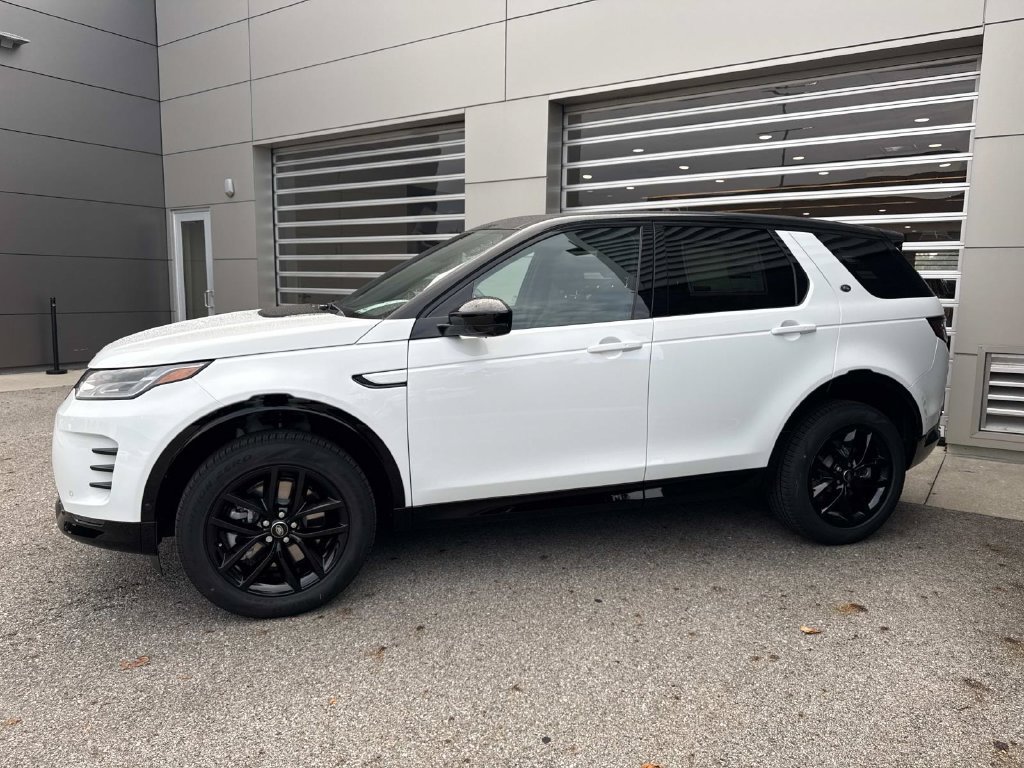 New 2026 Land Rover Discovery Sport Landmark AWD/4WD image 3