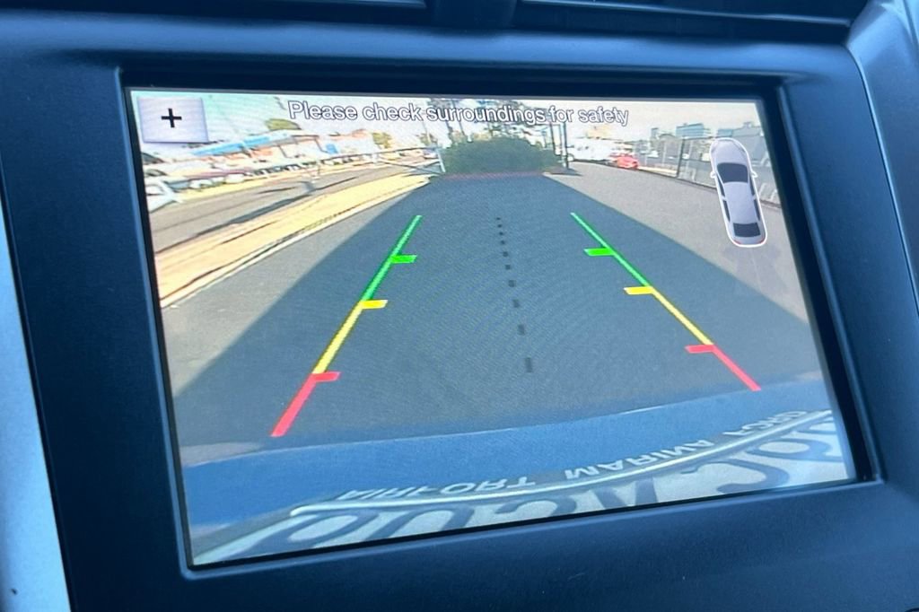 Used 2017 Ford Fusion SE w/ Fusion SE Technology Package image 21