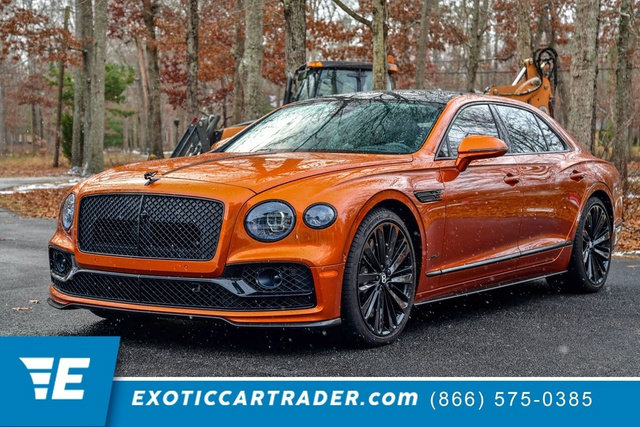 Used 2024 Bentley Flying Spur W12 image 1