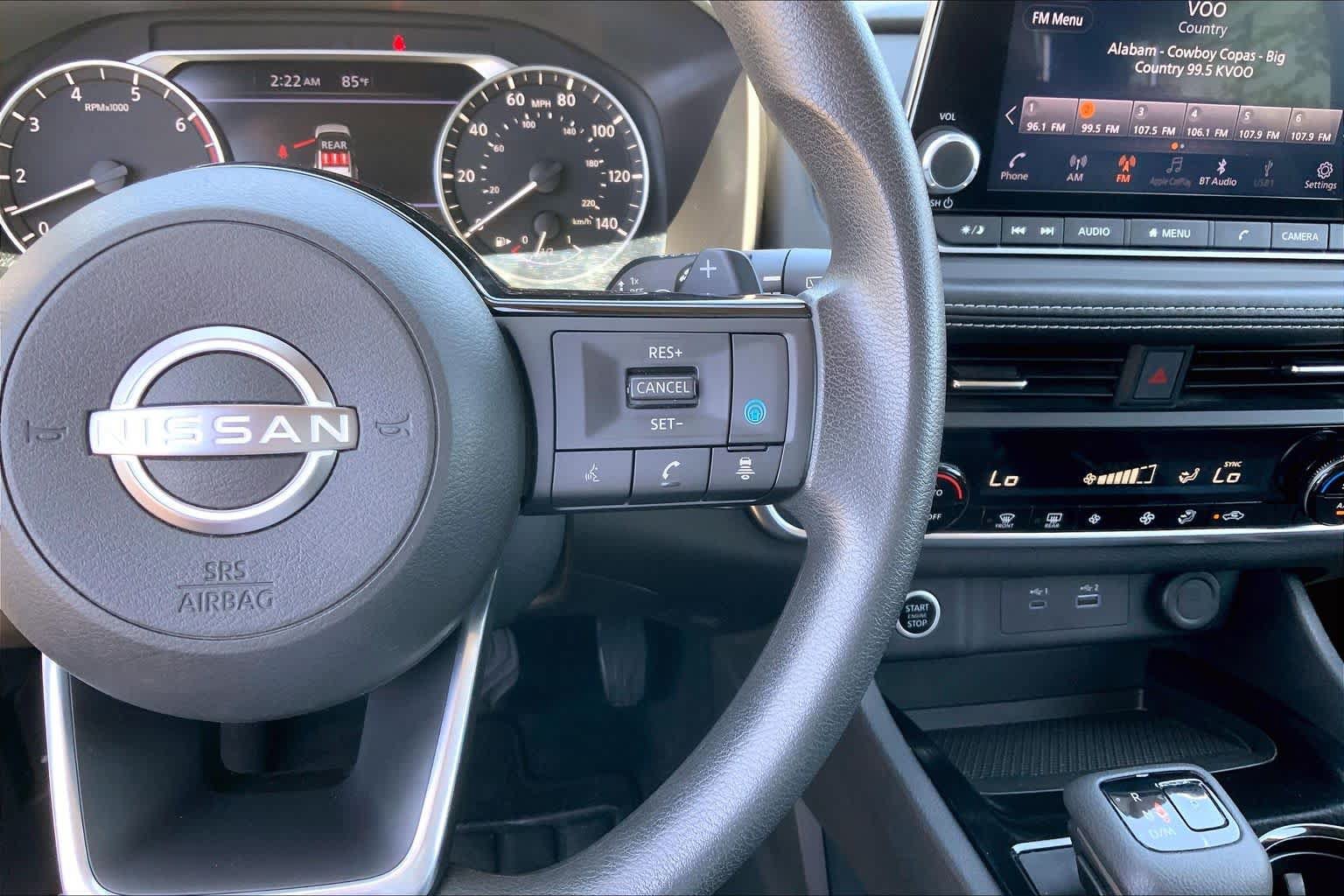 Used 2023 Nissan Rogue SV AWD/4WD image 23