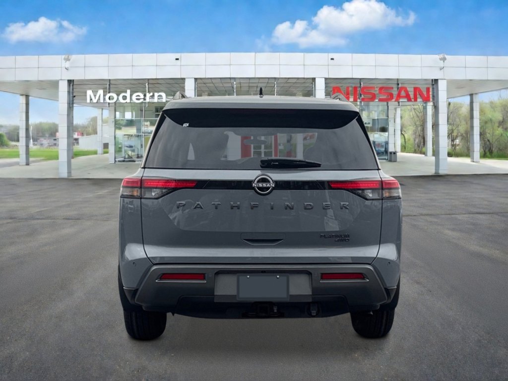 New 2026 Nissan Pathfinder Platinum AWD/4WD image 4