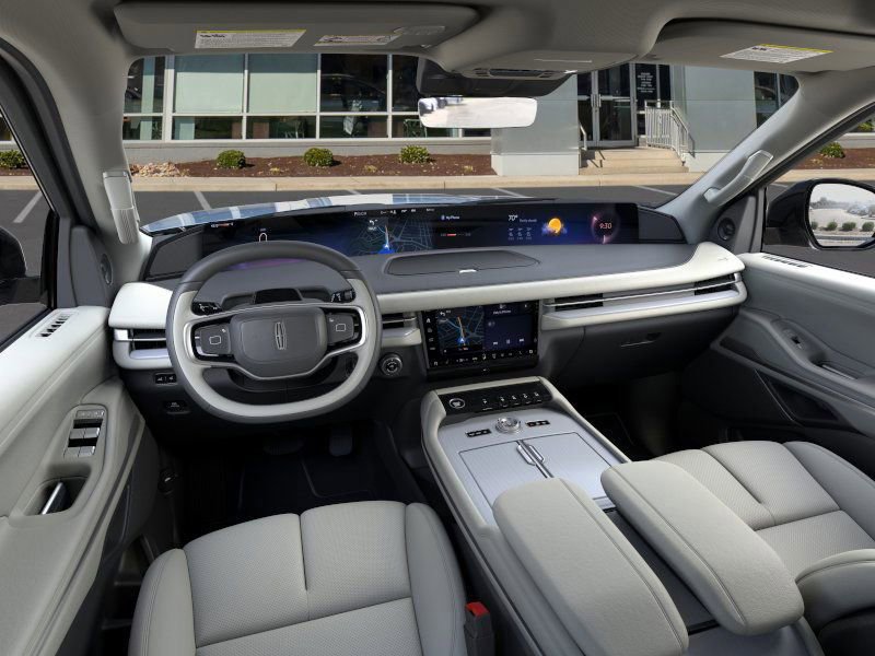 New 2025 Lincoln Navigator L Reserve image 9