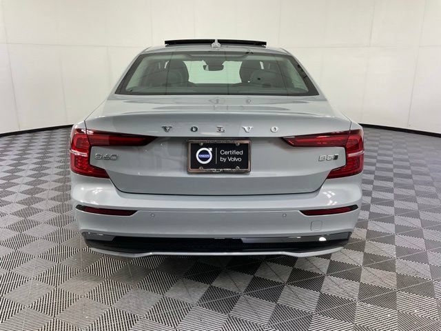 Certified 2024 Volvo S60 B5 Plus AWD/4WD image 5