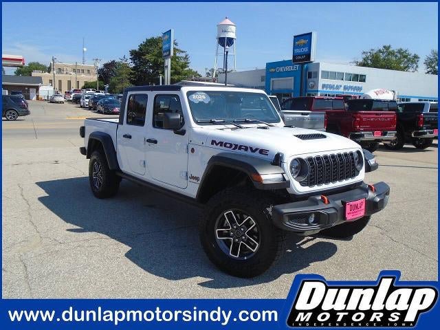 Used 2026 Jeep Gladiator Mojave AWD/4WD image 1