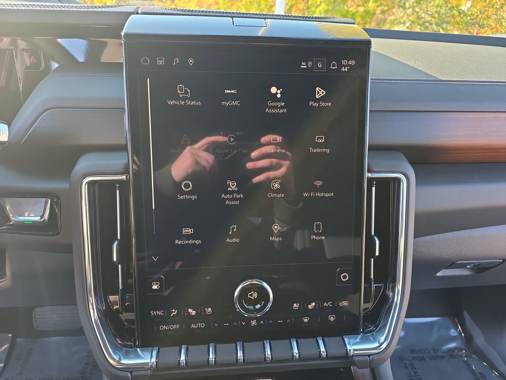 New 2026 GMC Yukon XL Denali w/ LPO, Floor Liner Package AWD/4WD image 23