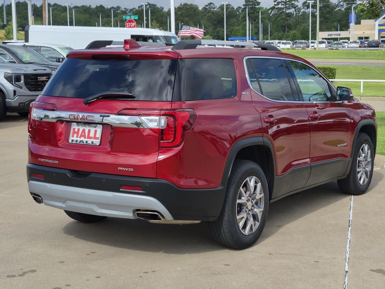 Certified 2022 GMC Acadia SLT w/ Technology Package AWD/4WD image 6