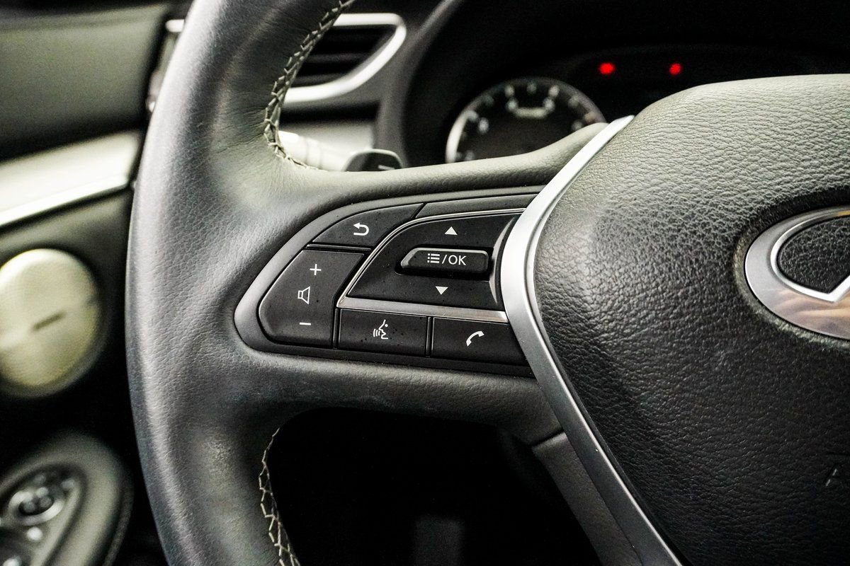 Used 2023 INFINITI QX50 Luxe w/ Cargo Package image 31