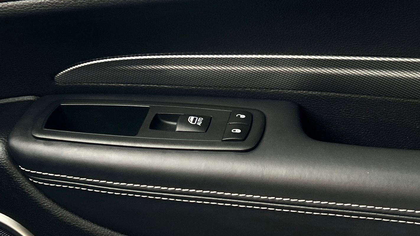 Used 2020 Dodge Durango SRT w/ Technology Group image 36