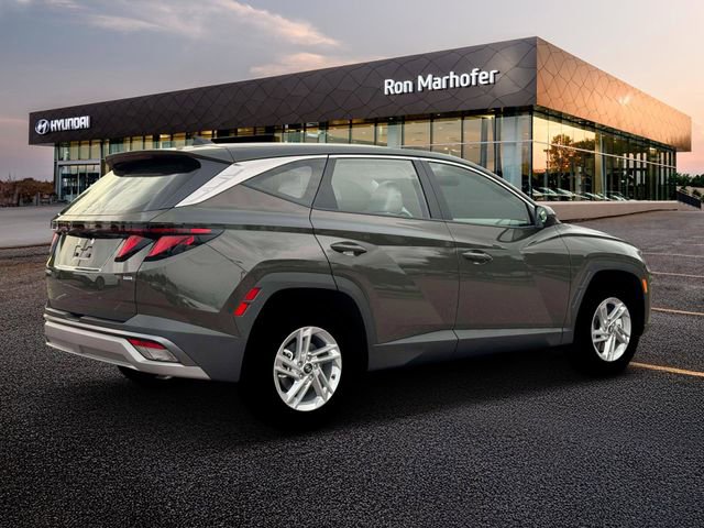 New 2026 Hyundai Tucson SE image 8