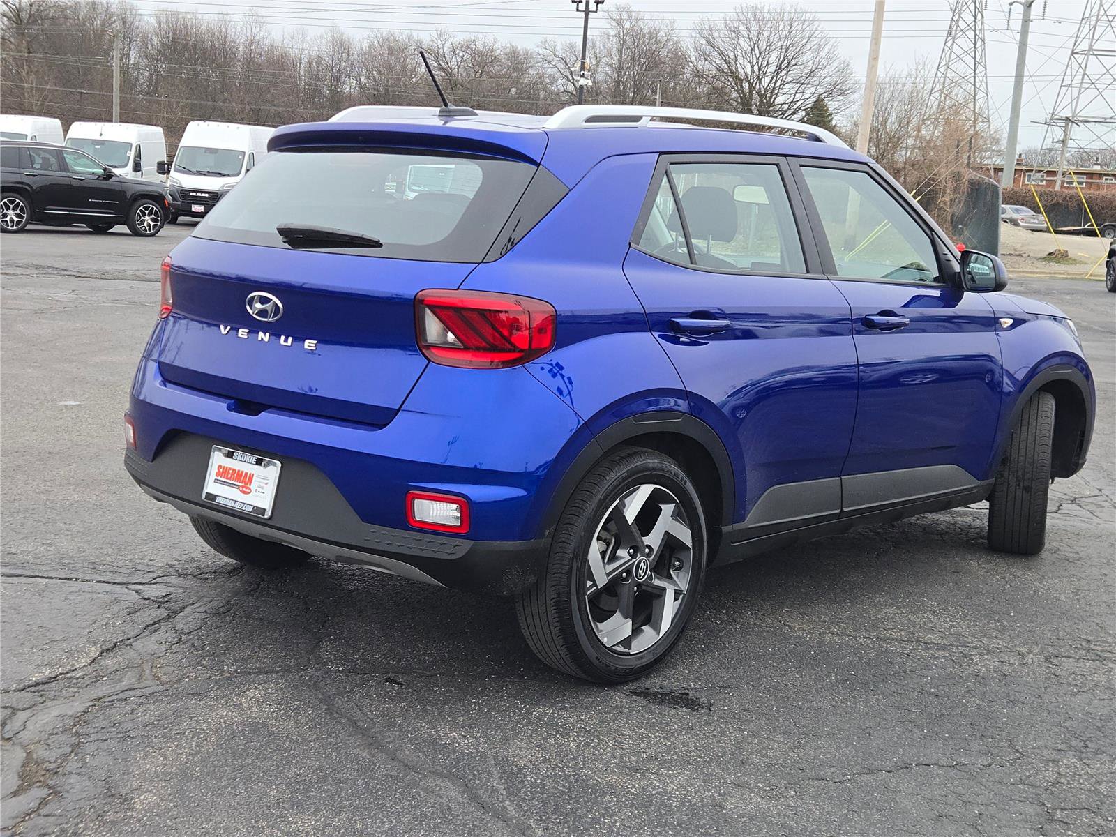 Used 2025 Hyundai Venue SEL image 12