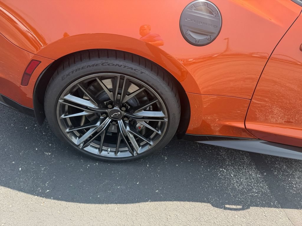 Certified 2023 Chevrolet Camaro ZL1 RWD image 29