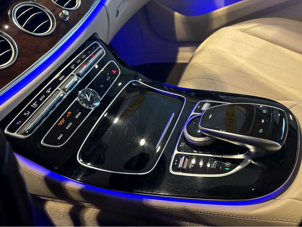 Used 2017 Mercedes-Benz E 300 4MATIC image 15