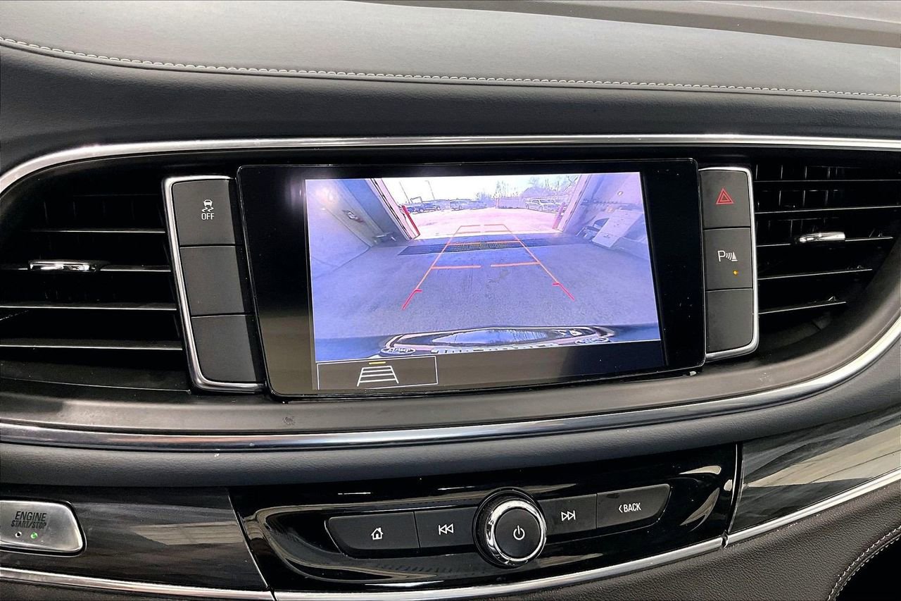 Used 2021 Buick Enclave Essence w/ Sound and Sites Package image 24
