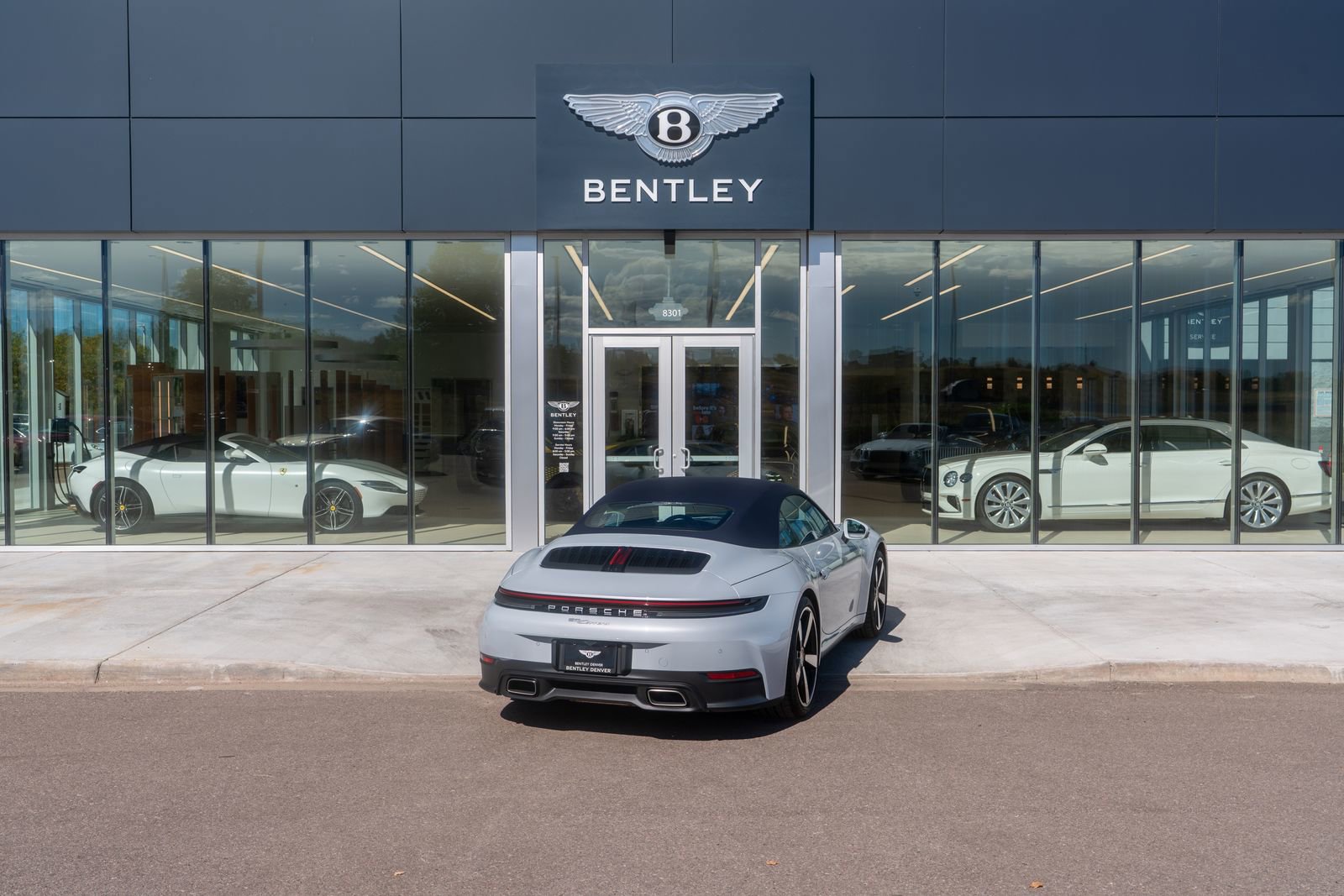 Used 2025 Porsche 911 Carrera image 17