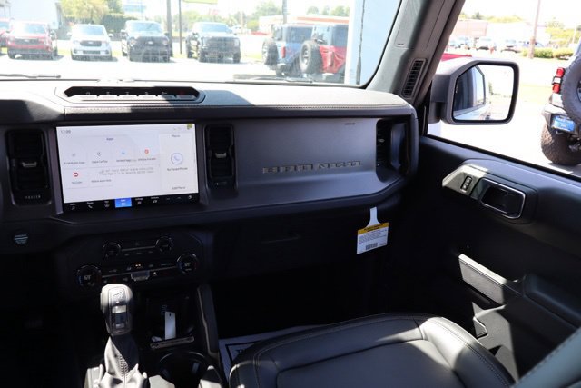 Used 2025 Ford Bronco Badlands w/ Sasquatch Package AWD/4WD image 38