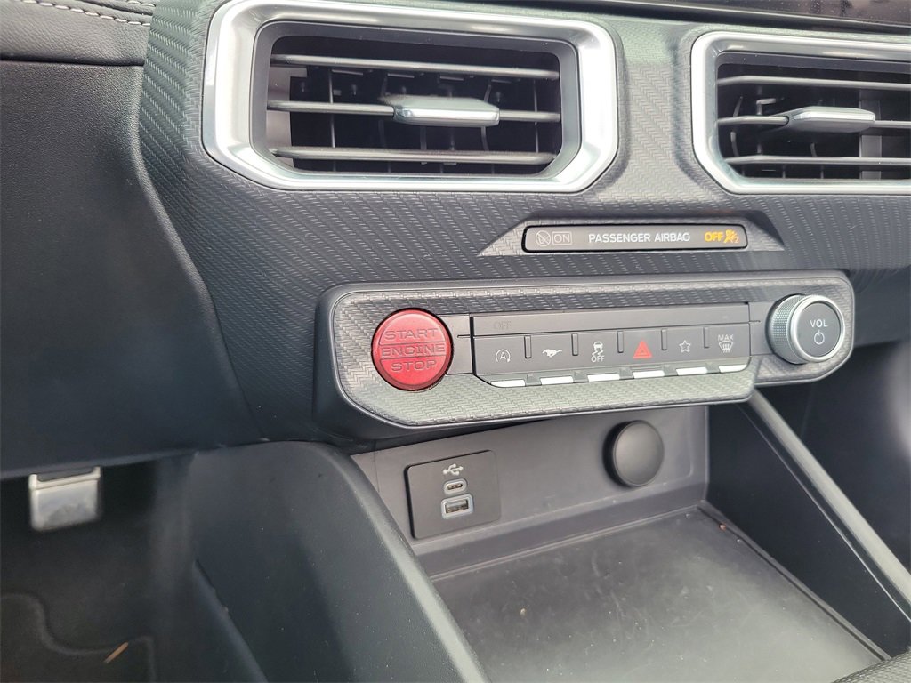 Certified 2025 Ford Mustang Premium image 18