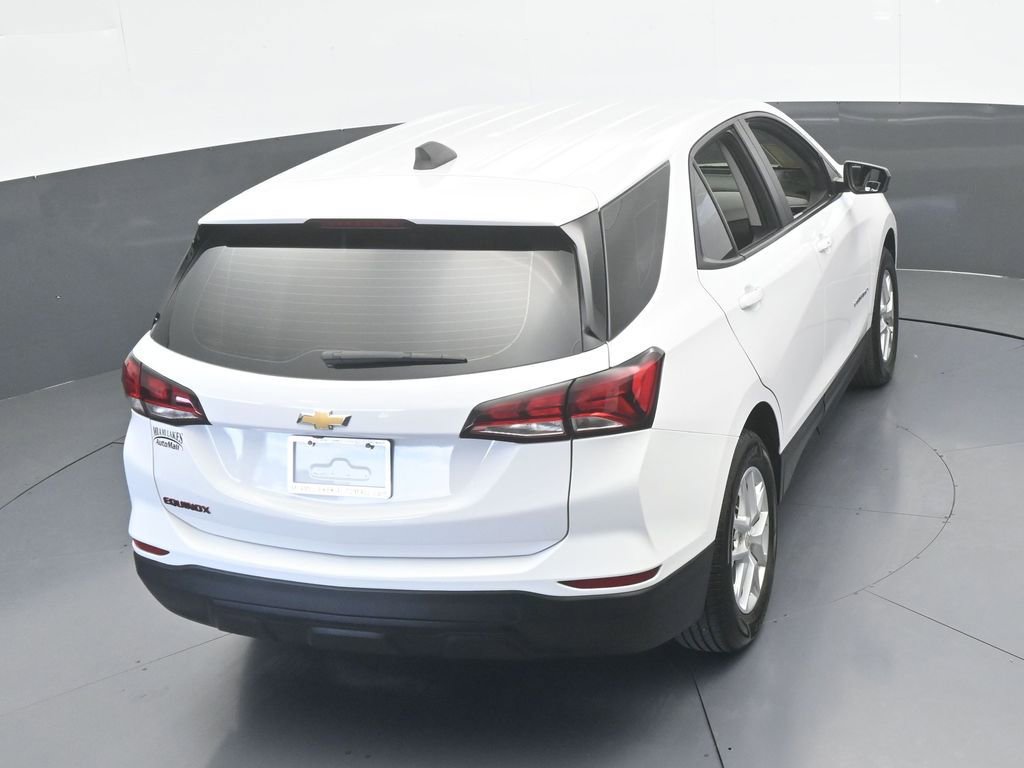 Used 2023 Chevrolet Equinox LS image 50