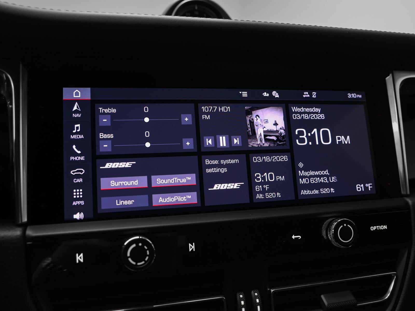 New 2026 Porsche Macan image 37