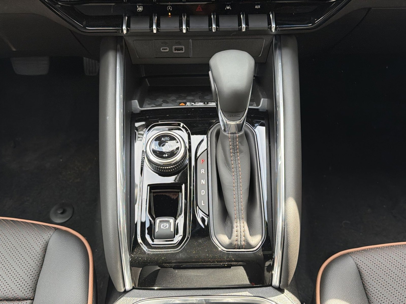 New 2026 GMC Canyon AT4 w/ Technology Plus Package image 22