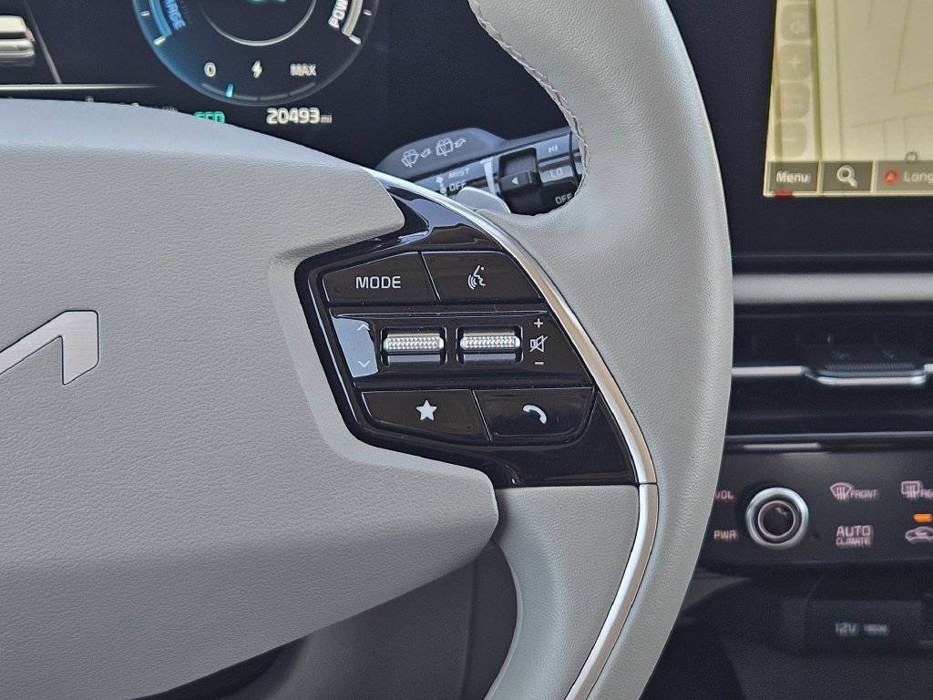Certified 2024 Kia Niro Wave FWD image 28