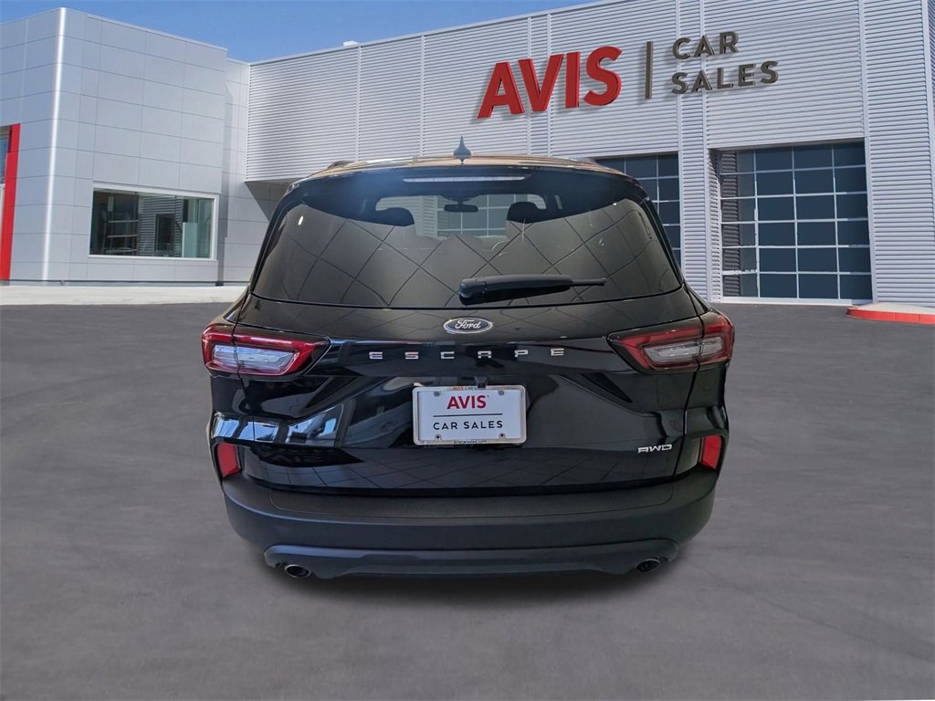 Used 2025 Ford Escape ST-Line image 6