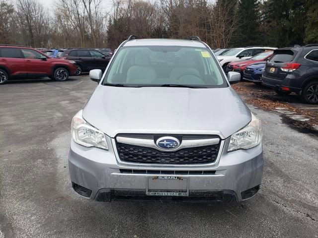 Used 2015 Subaru Forester 2.5i Premium w/ All-Weather Package image 5