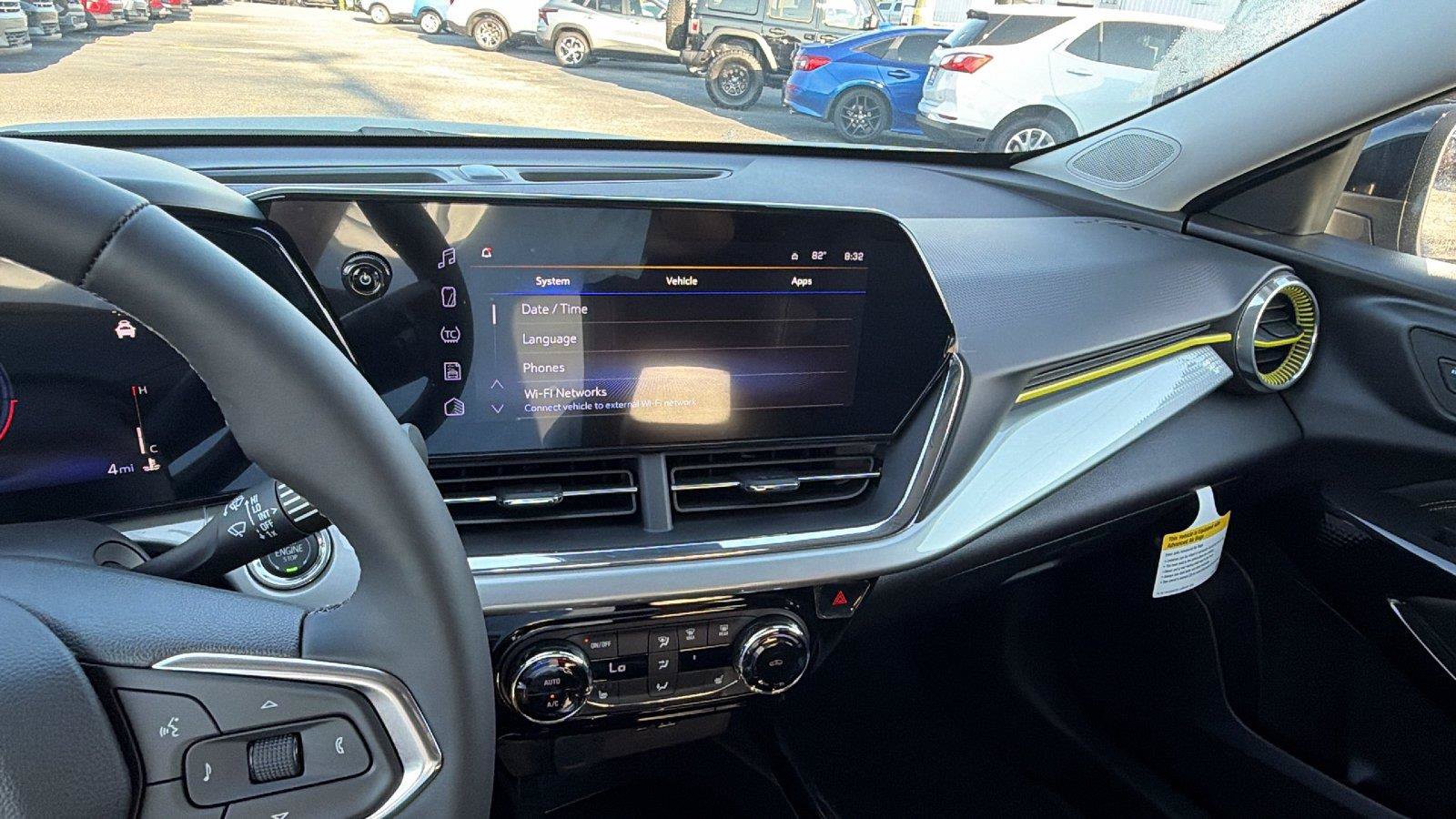 New 2026 Chevrolet Trax LT w/ Driver Confidence Package FWD image 25