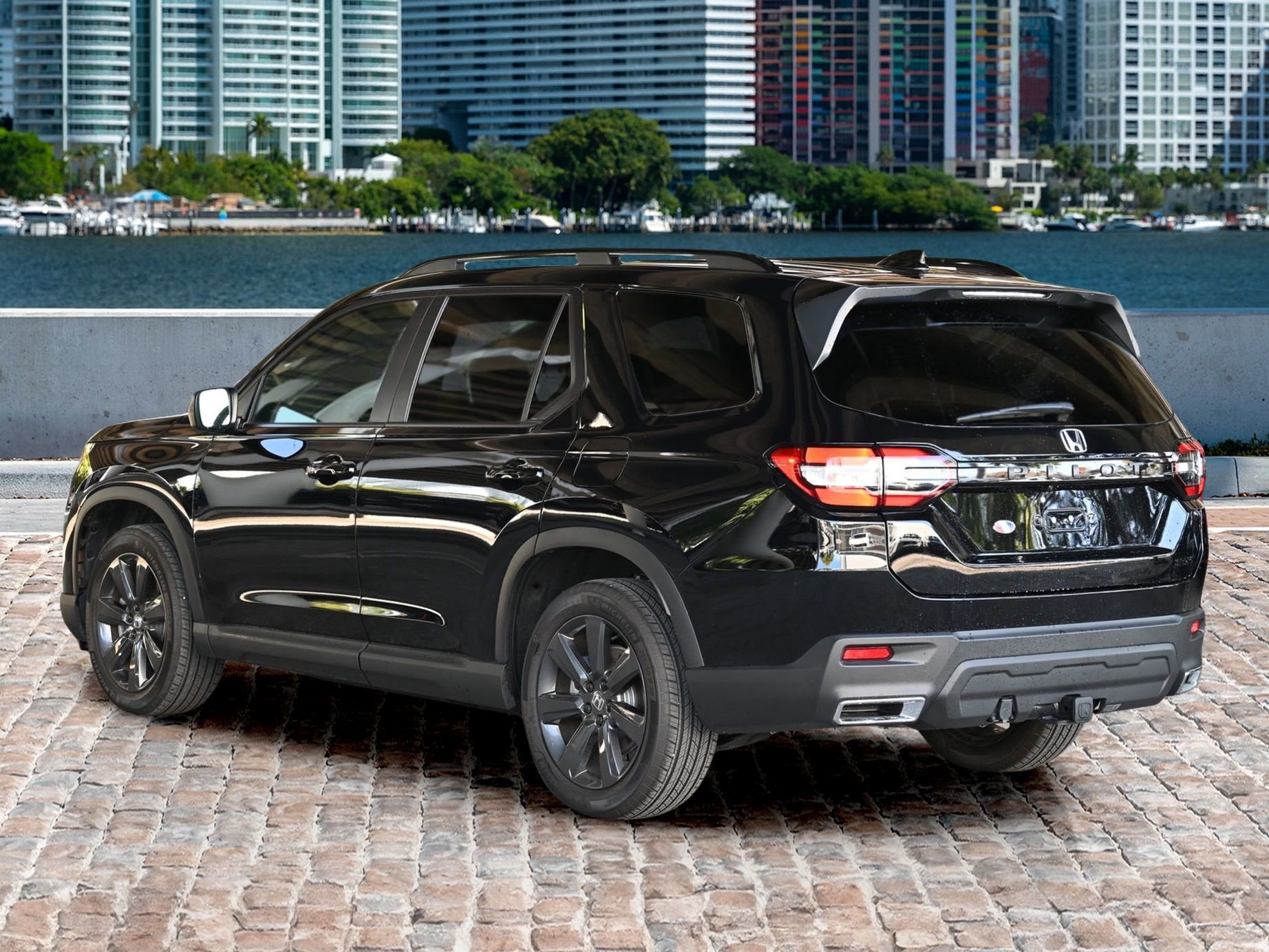 New 2025 Honda Pilot Sport image 7