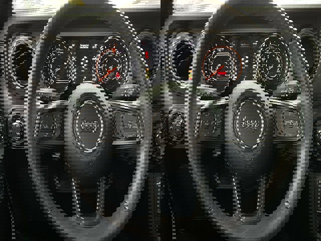 Used 2022 Jeep Gladiator Sport image 21