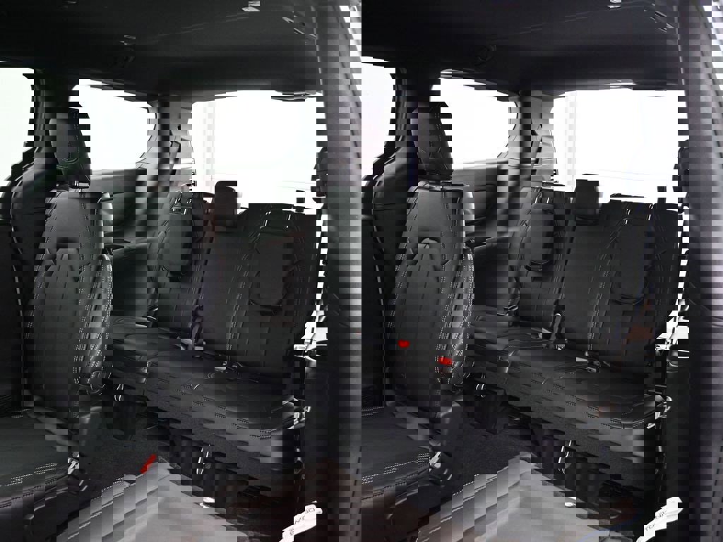 New 2026 Chrysler Pacifica Select image 22