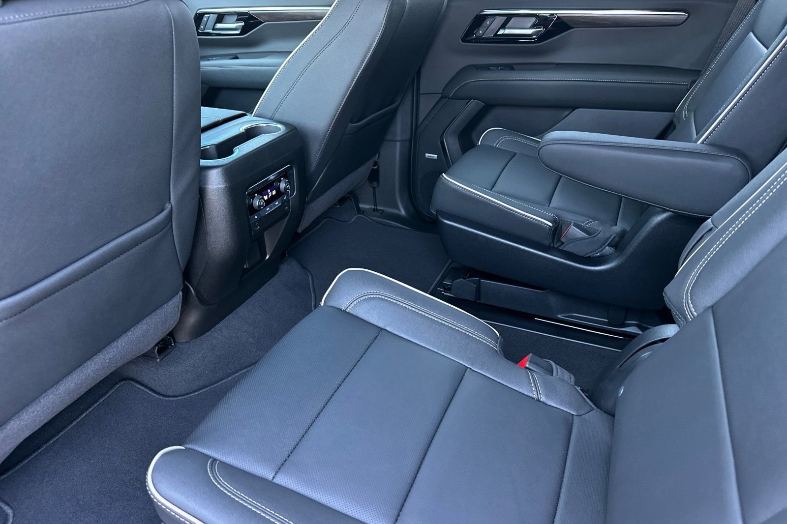 New 2026 Chevrolet Tahoe Premier image 12