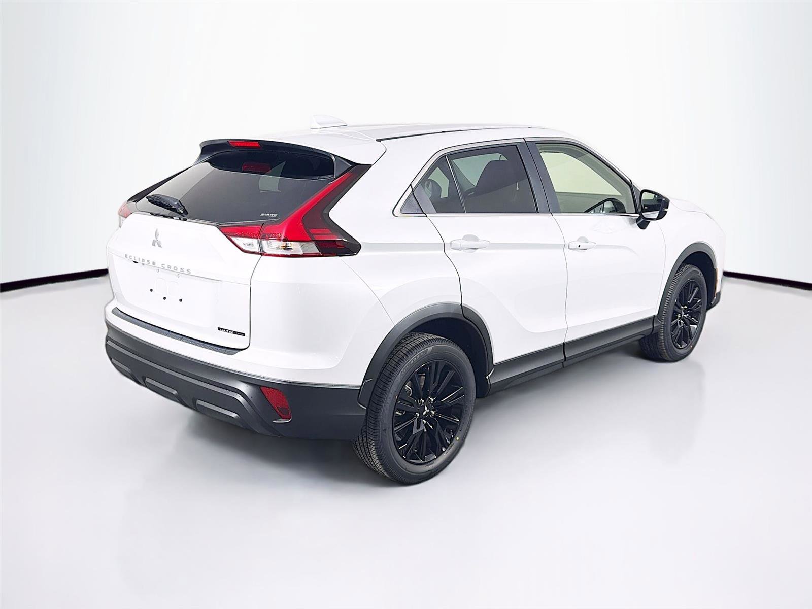New 2026 Mitsubishi Eclipse Cross LE AWD/4WD image 7