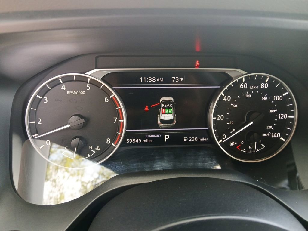 Used 2023 Nissan Rogue SV image 14