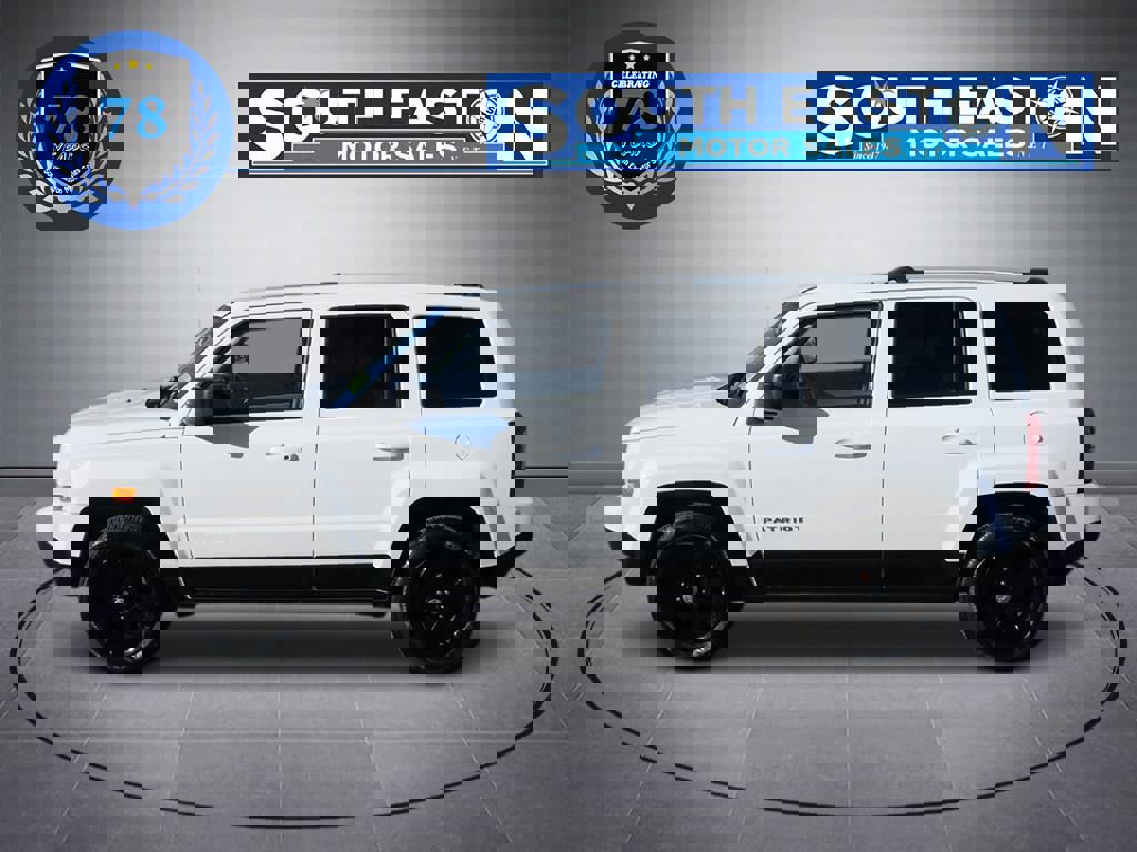 Used 2017 Jeep Patriot High Altitude image 7